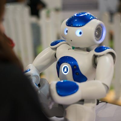 Robot intelligent éducatif pour les enfant