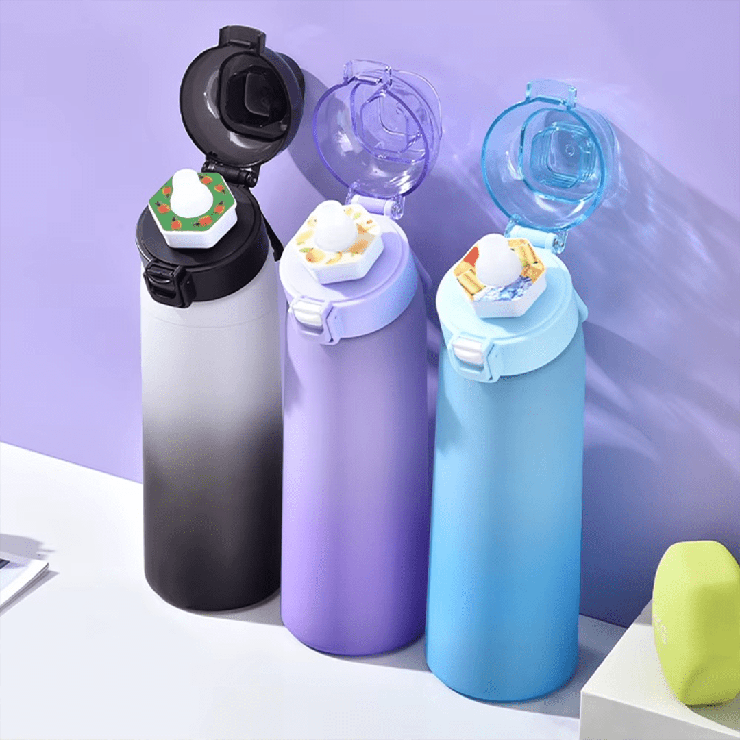 Bouteille d'eau Air avec 7 capsules aromatisées aux fruits, sans BPA, gobelet sport 700 ml avec paille – Image 4