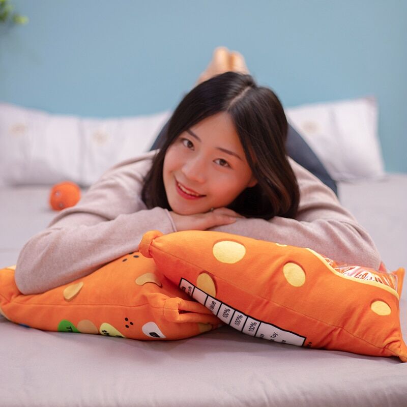 Oreiller cheesy-puffs | Sac de jouets en peluche pour enfants – Image 4