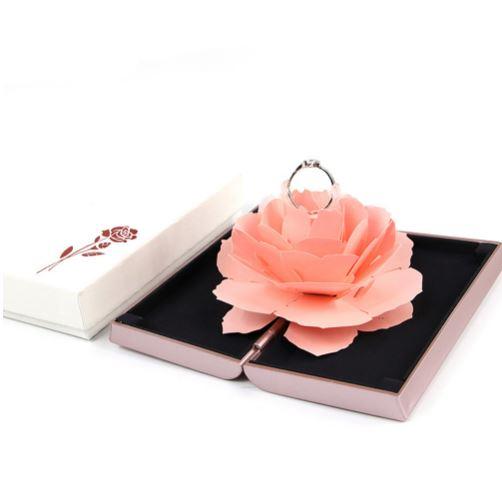 Boîte cadeau pour bague rose florissante – Image 10