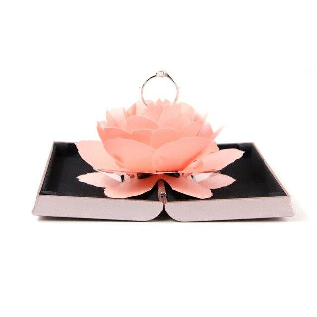 Boîte cadeau pour bague rose florissante – Image 2