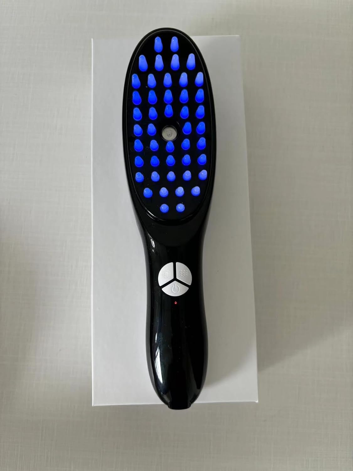 LuxGrow Brosse à cheveux phototherapique repousse des cheveux – Image 7