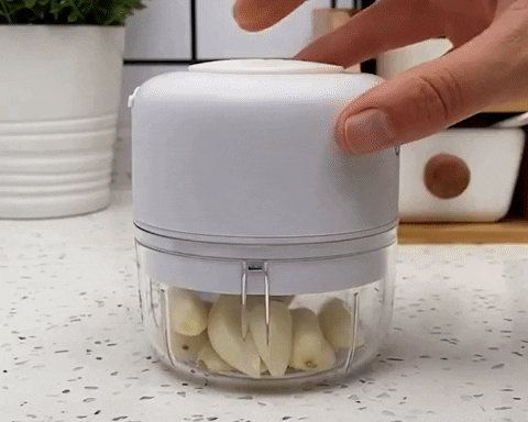 Hachoir électrique pour légumes ail