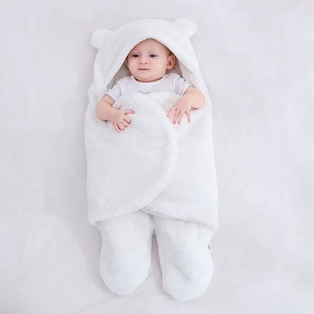 Nid d'Ange emmaillotant pour Bébé