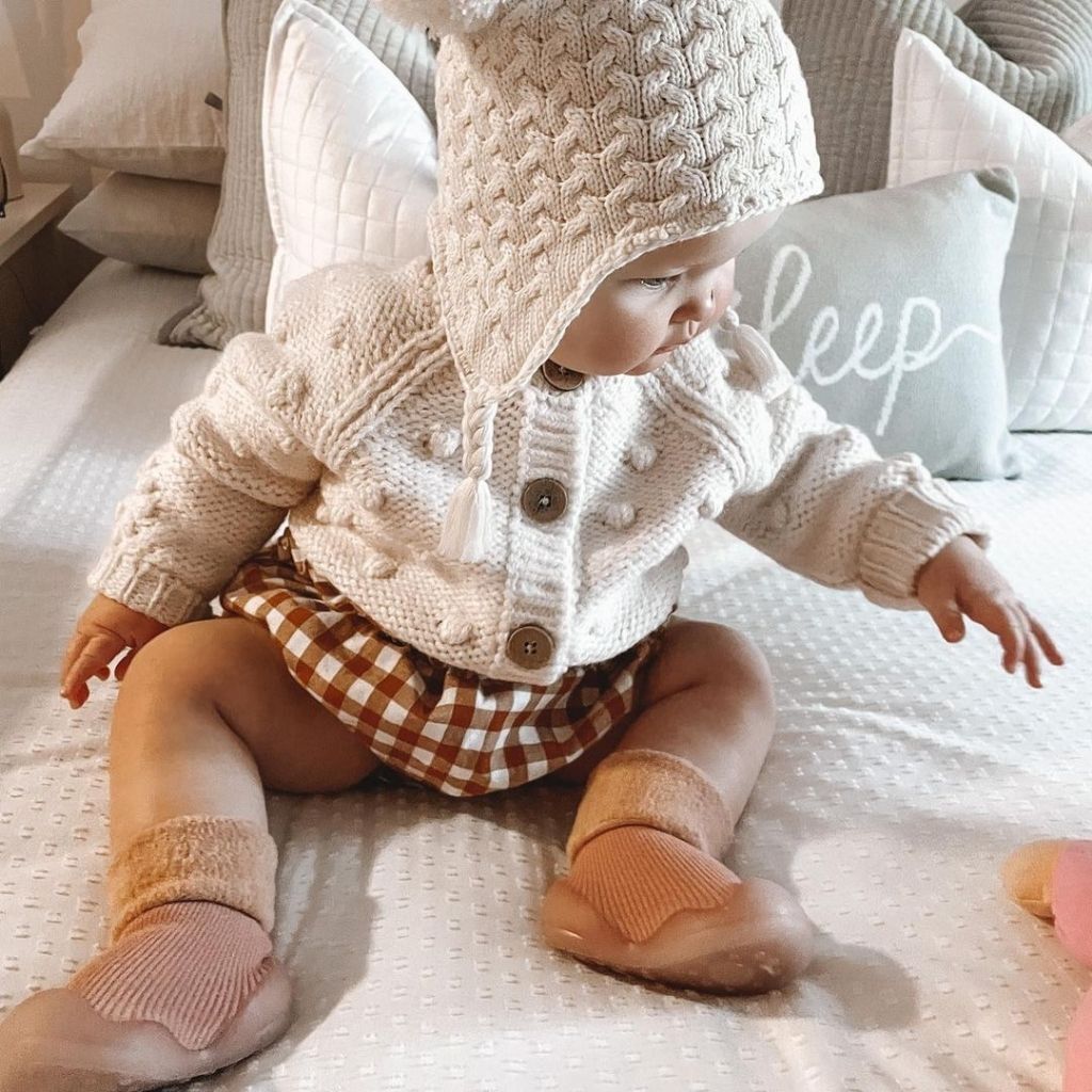 Neutral Love - Chaussettes antidérapantes pour bébés – Image 11