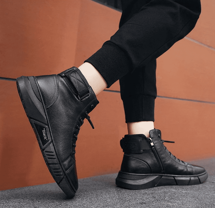 Bottes orthopédiques en cuir au pied