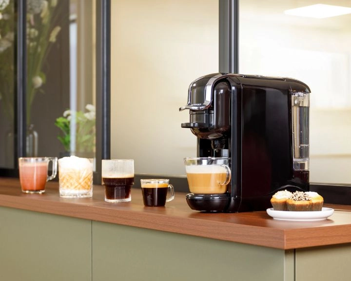 réservoir d’eau amovible retiré de la machine à café omnicaps